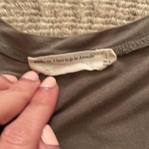 Super soft v-neck shirt with pocket